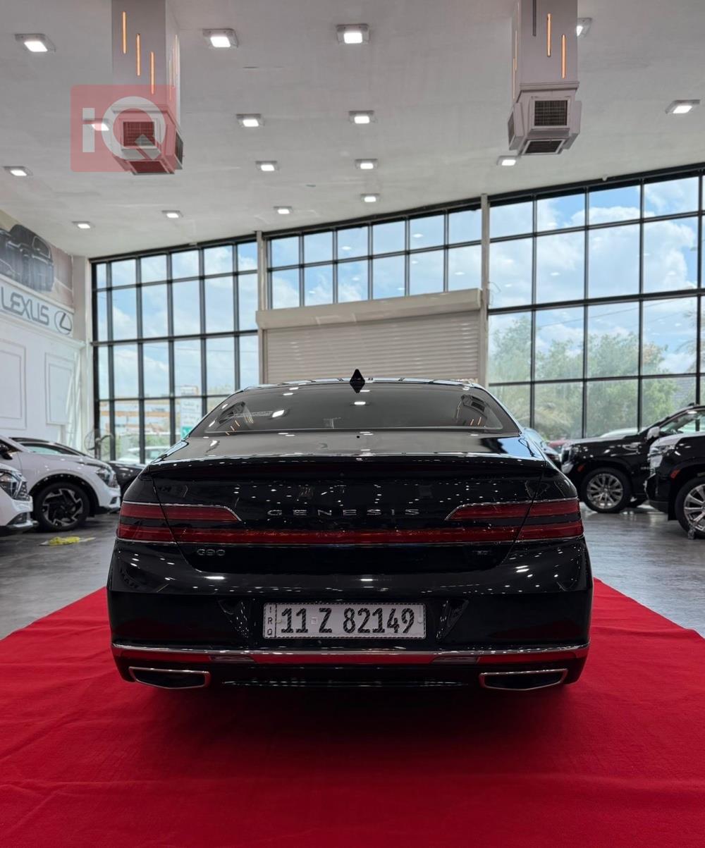 جنسس G90